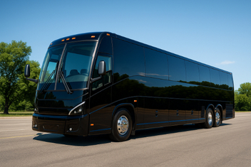 Madera Ada Buses