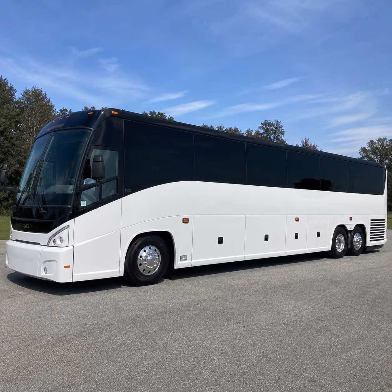 bus rental options for madera trips