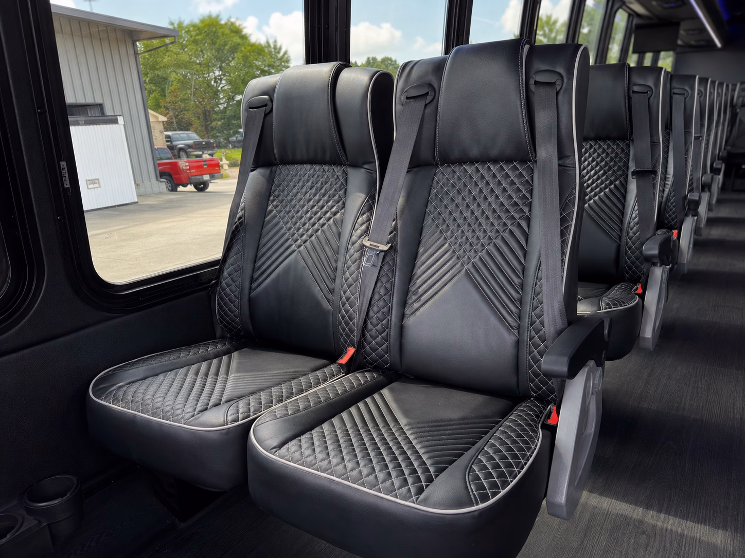 fresno yosemite international airport fat charter bus rentals shuttle service