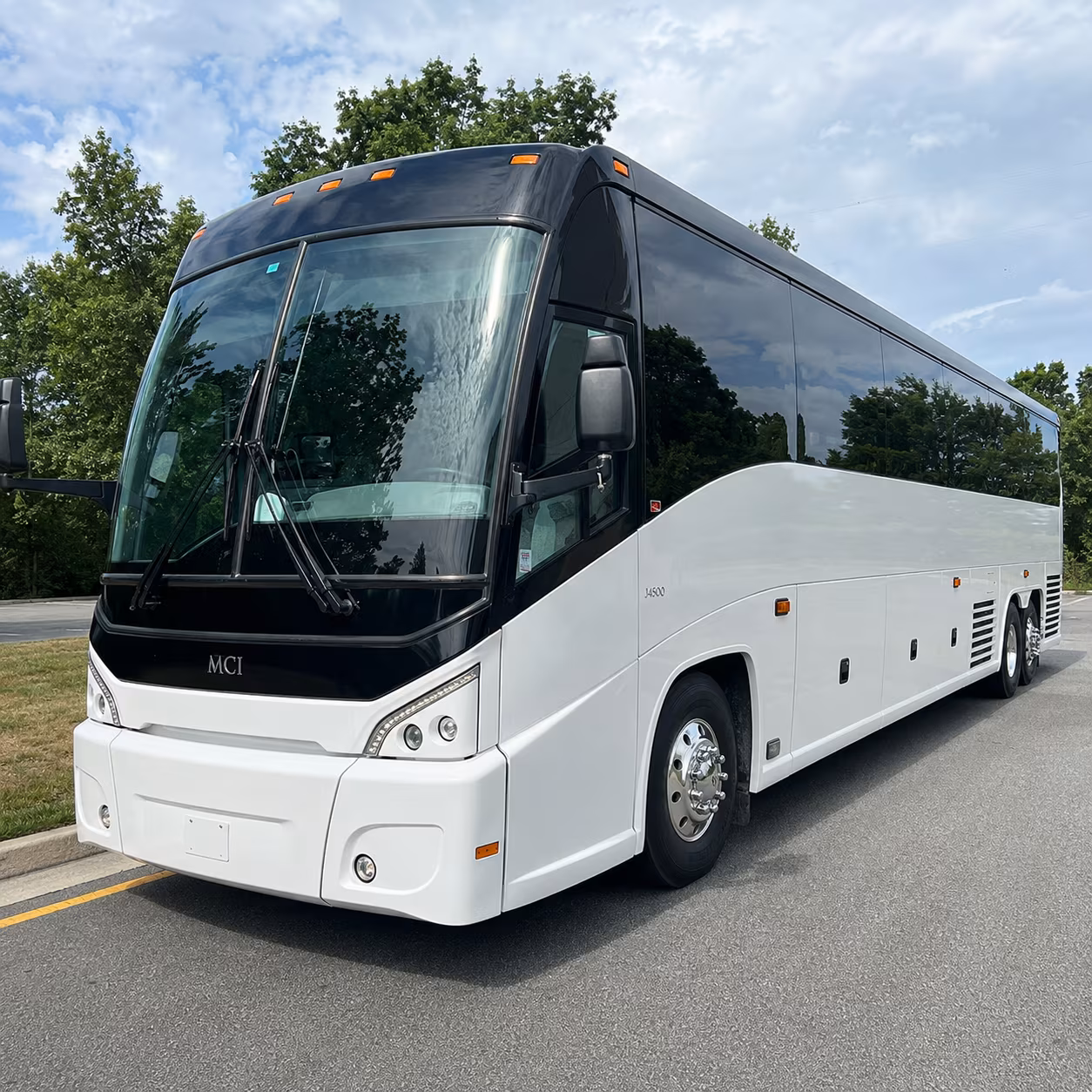 shuttle your team between madera and the fresno business district