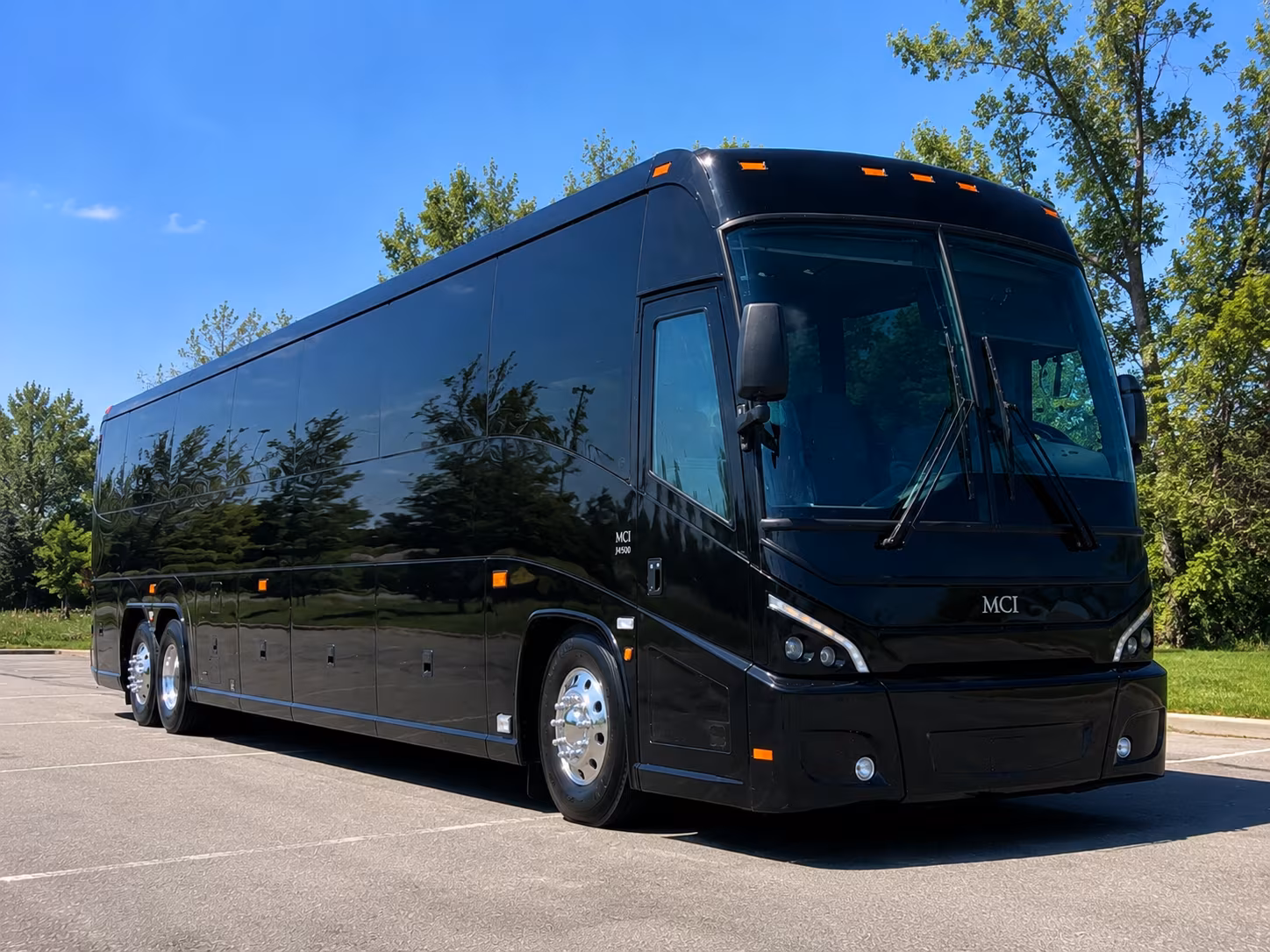 why a private bus makes madera wine tours worth it